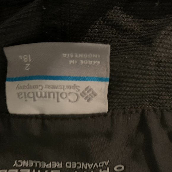 columbia omni shield advanced repellency shorts